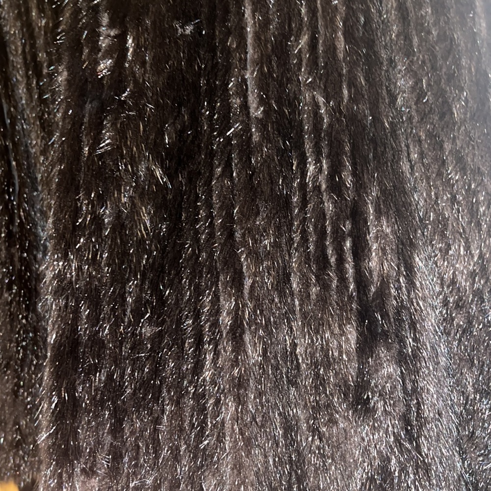 Beautiful! Maison Blanche real mink! Very beautiful with a gorgeous sheen! - Picture 8 of 8